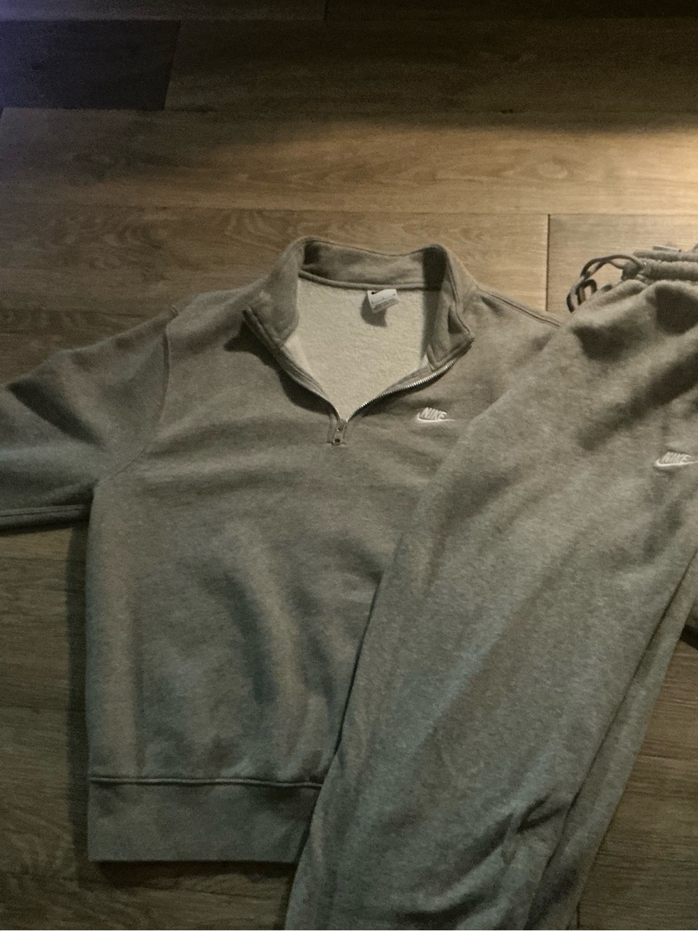 Nike Men's Quarter-Zip Pullover Sweatshirt in Gray
with sweat pants